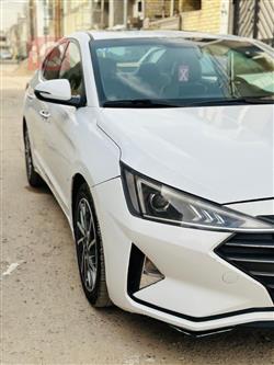 هیوندای ئەلەنترا